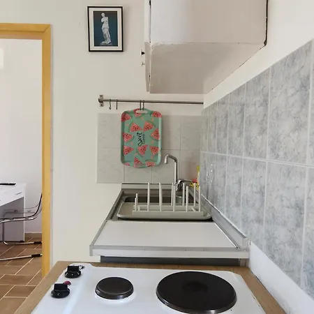 3rd Floor In Town With Sea View Apartment