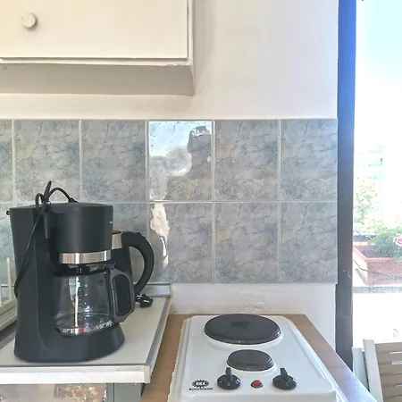 3rd Floor In Town With Sea View Apartment