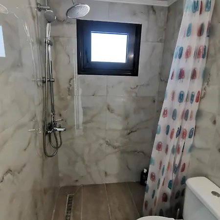 Apartment 3rd Floor In Town With Sea View *