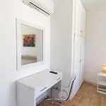 3rd Floor In Town With Sea View Apartment *